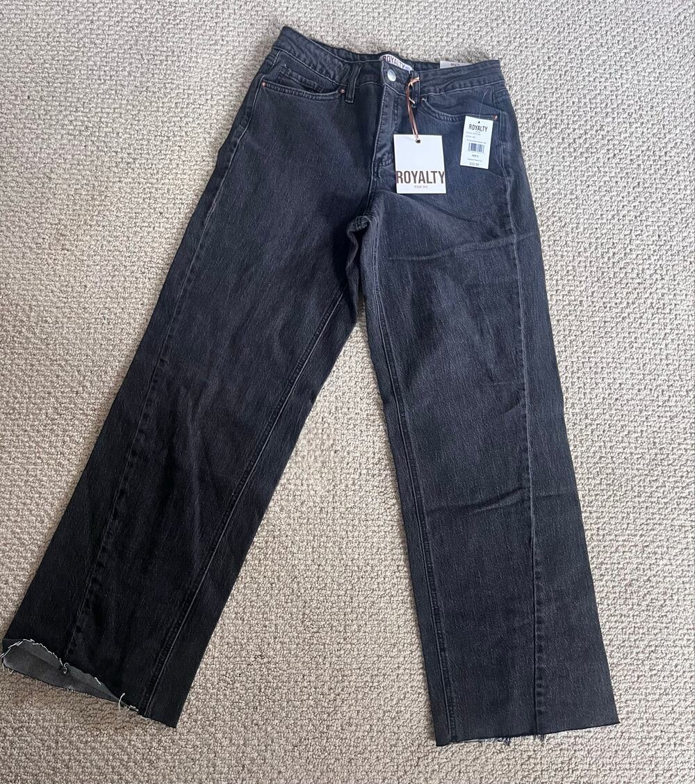 BRAND NEW Royalty Black Frayed Jeans Size 8